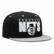 Brooklyn Nets Black/Gray Mitchell & Ness OG Adjustable Snapback Hat - Product Image