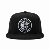 Brooklyn Nets Black/White Mitchell & Ness Snapback - Product Image