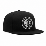Brooklyn Nets Black/White Mitchell & Ness Snapback - Product Image