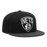 Brooklyn Nets Black/White Mitchell & Ness Snapback