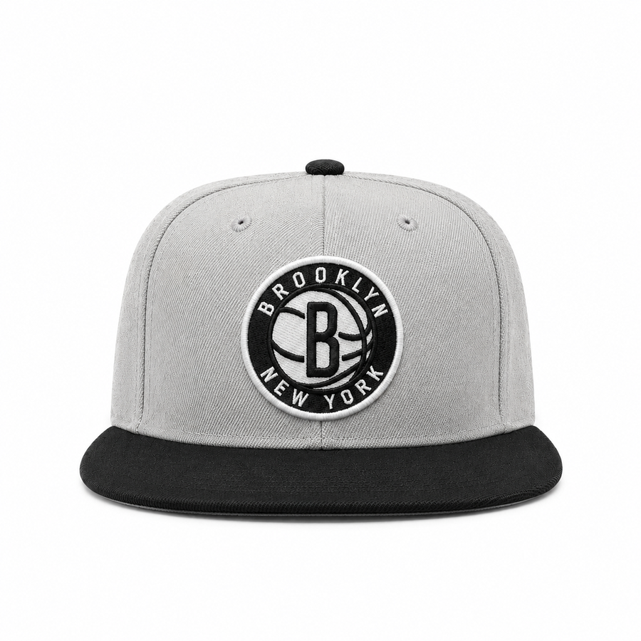 Brooklyn Nets Grey/Black Mitchell & Ness Snapback - Product Image