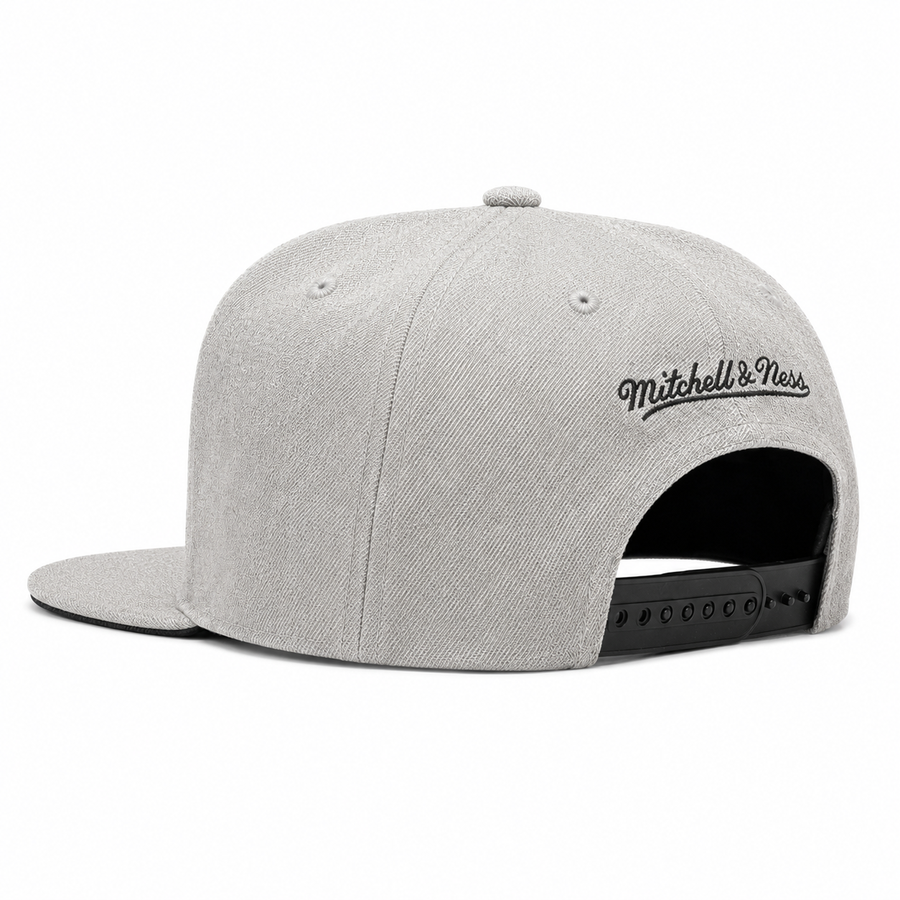 Brooklyn Nets Heather Grey Mitchell & Ness Snapback - Product Image