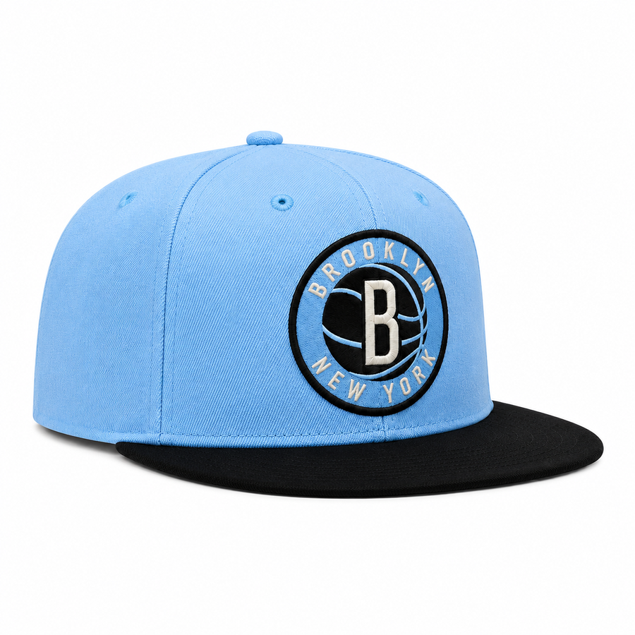 Brooklyn Nets Silver/Black Mitchell & Ness Snapback - Product Image