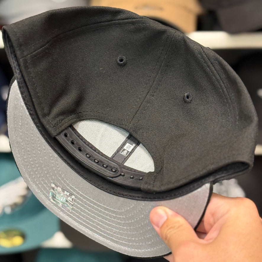 New Era Las Vegas Raiders Black 9FIFTY Adjustable Snapback Hat - Product Image