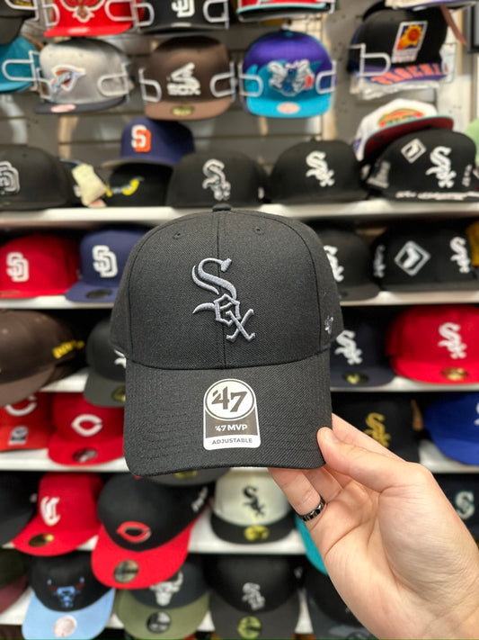 Chicago White Sox MLB Ball Cap | '47 Brand MVP Adjustable Curve Cap | Black