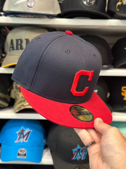 Cleveland Indians MLB Fitted Cap | New Era 59FIFTY Sized Cap | Dark Blue/Red