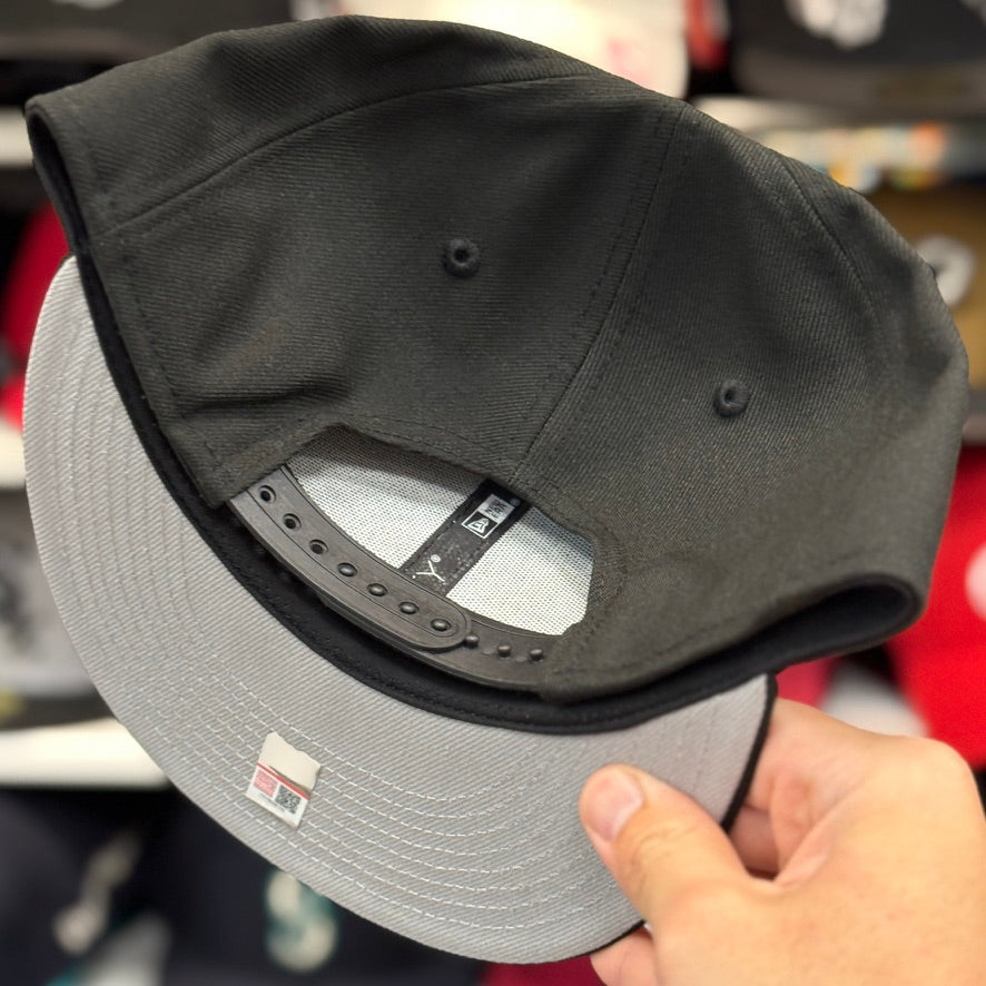 New Era Long Beach Athletics Black 9FIFTY Snapback - Product Image