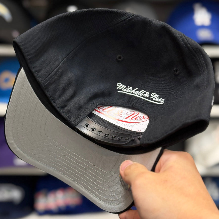 Los Angeles Dodgers '60th Anniversary' Black A-Frame Mitchell & Ness Snapback - Product Image