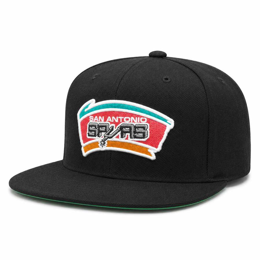 San Antonio Spurs Black Mitchell & Ness Snapback - Product Image