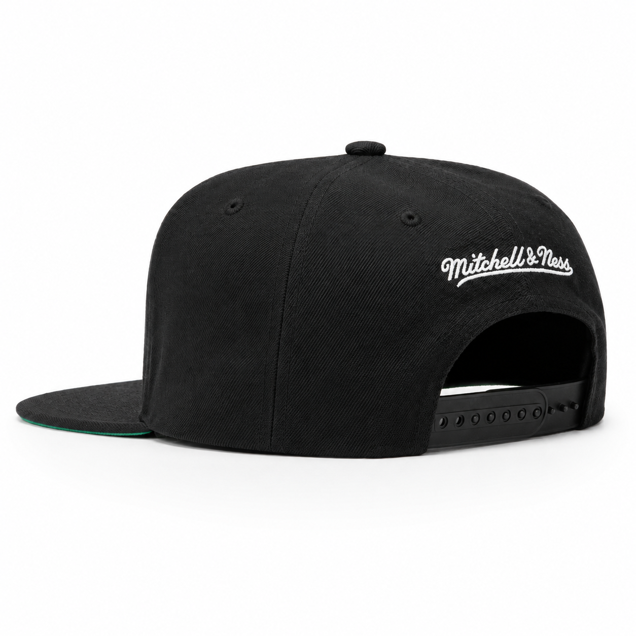 San Antonio Spurs Black Mitchell & Ness Snapback - Product Image