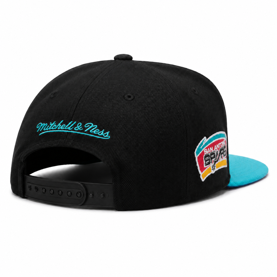 San Antonio Spurs Black/Turquoise Mitchell & Ness Snapback - Product Image