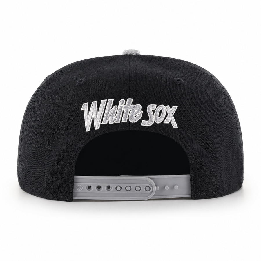 Chicago White Sox '47 Brand Captain Adjustable Snapback - Black/Silver - Product Image