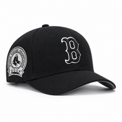 Boston Red Sox '2004 World Series Champions' Black/White Mitchell & Ness Snapback - Product Image