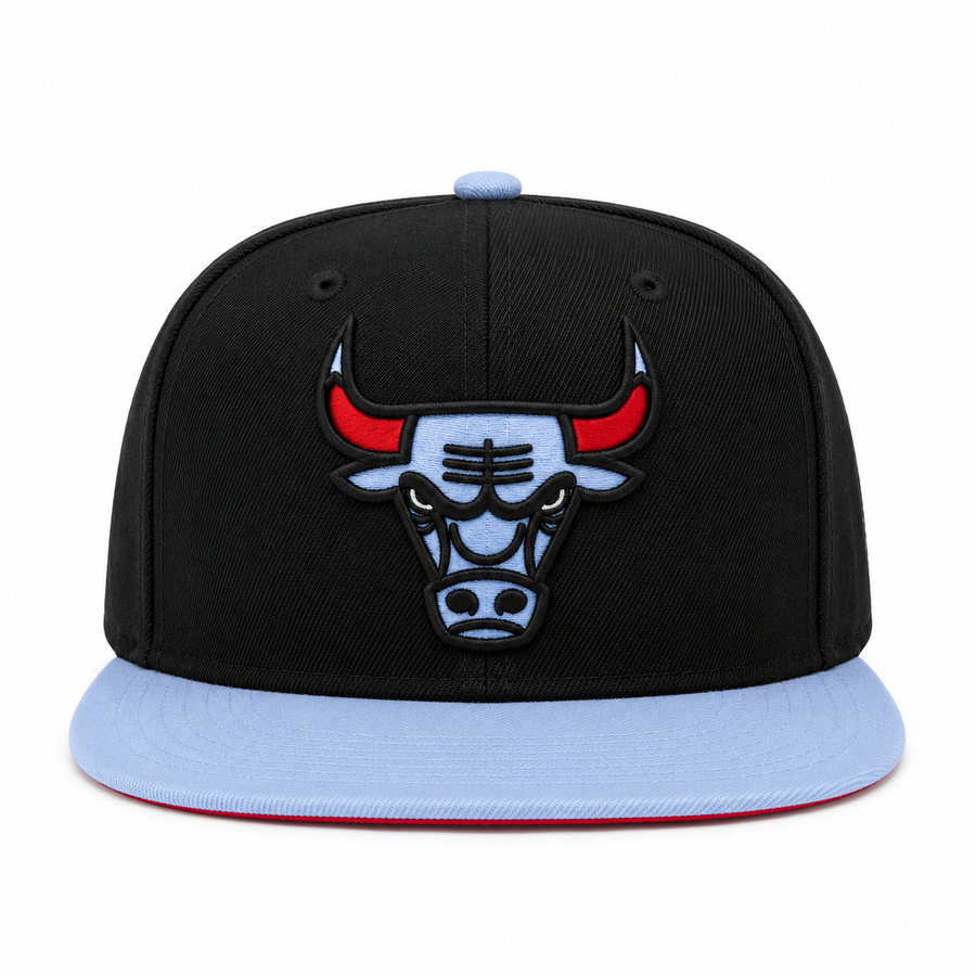 Chicago Bulls Black/Baby Blue Mitchell & Ness Snapback - Product Image