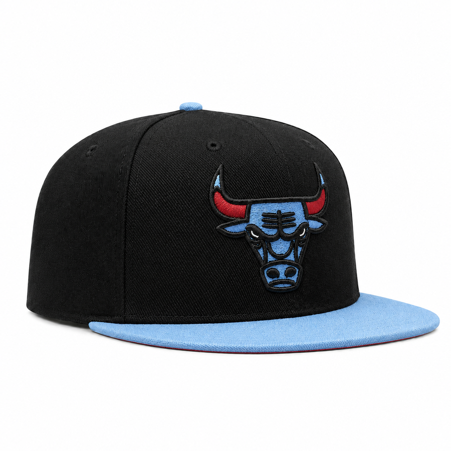 Chicago Bulls Black/Baby Blue Mitchell & Ness Snapback - Product Image