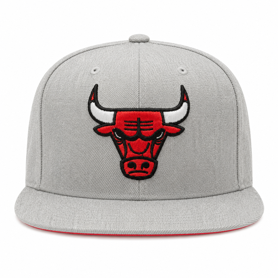 Chicago Bulls Heather Grey Mitchell & Ness Snapback - Product Image