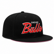Chicago Bulls 'Script Logo' Black/Red Mitchell & Ness Snapback - Product Image