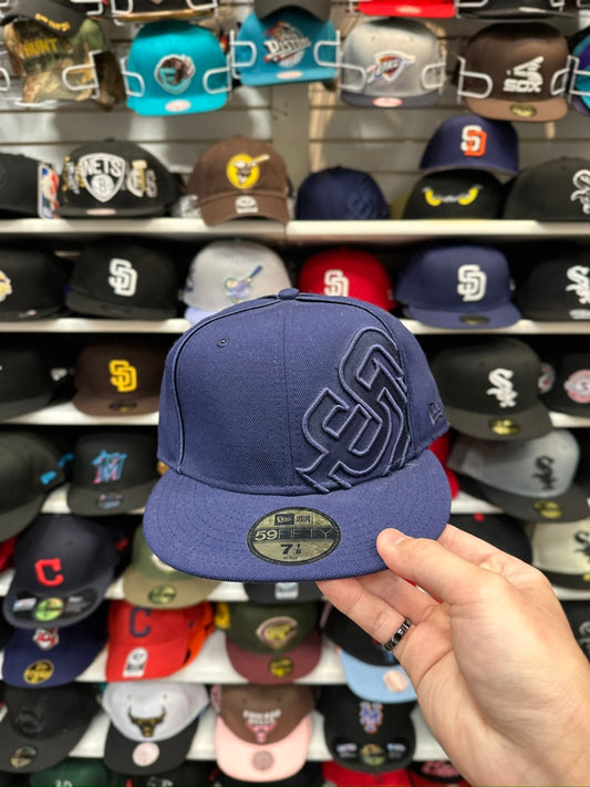 San Diego Padres MLB Vintage Side Logo | New Era 59FIFTY Fitted Cap | Blue