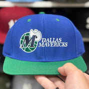 Dallas Mavericks Blue/Green Snapback - Product Image
