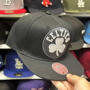 Boston Celtics Black/White Mitchell & Ness Snapback - Product Image