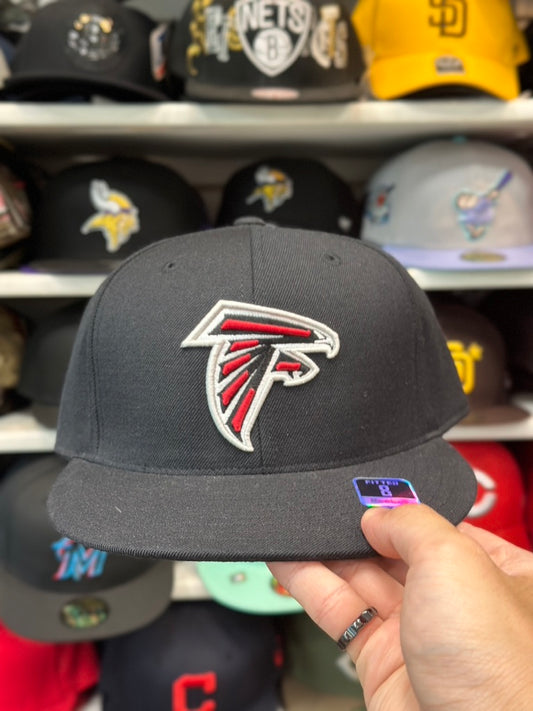 Atlanta Falcons NFL Fitted Hat | Vintage Reebok | Black | Size 8