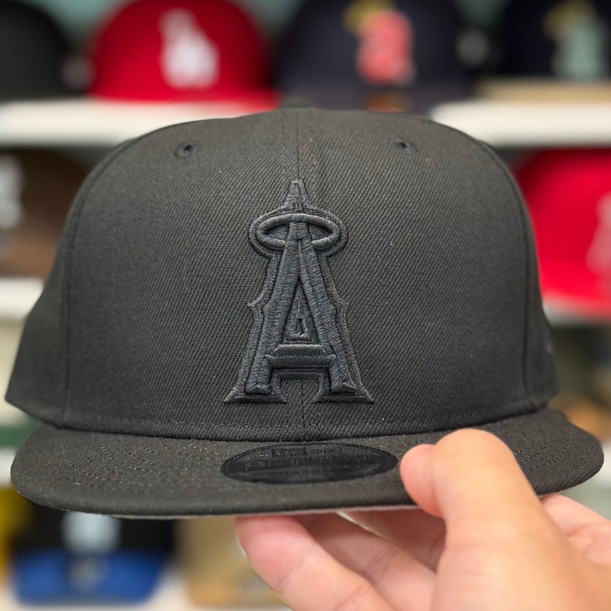 New Era Los Angeles Angels All Black 9FIFTY Adjustable Snapback Hat