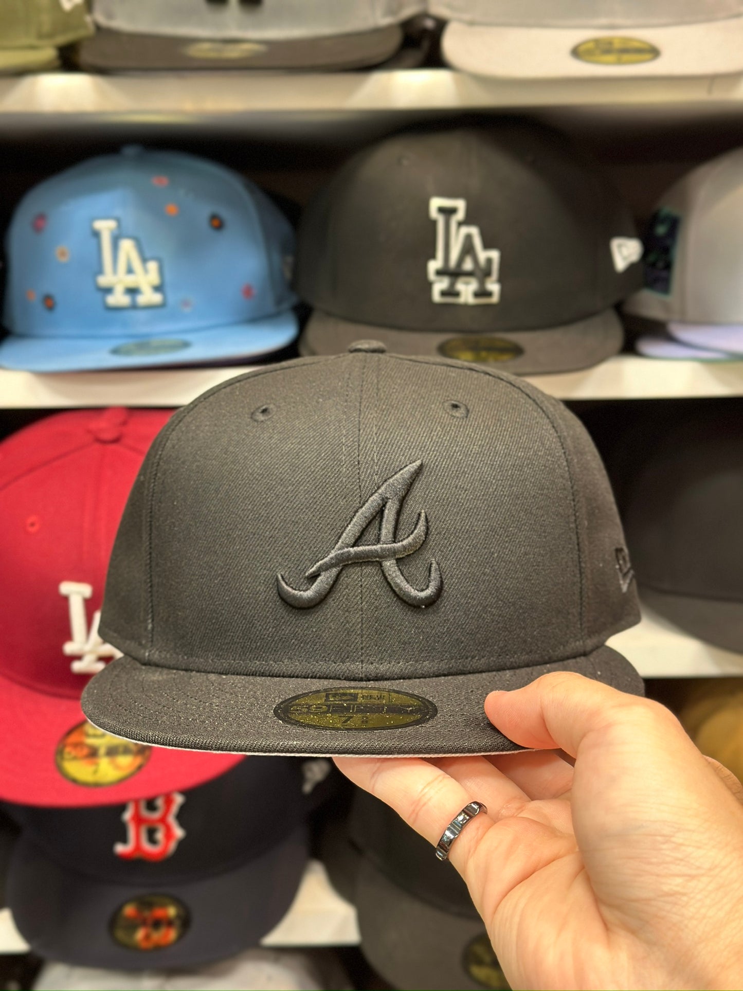 Atlanta Braves MLB Fitted Cap | New Era 59FIFTY Sized Hat | Black