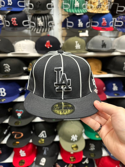 LA Dodgers MLB Vintage Black Pins | New Era 59FIFTY Fitted Cap | Black