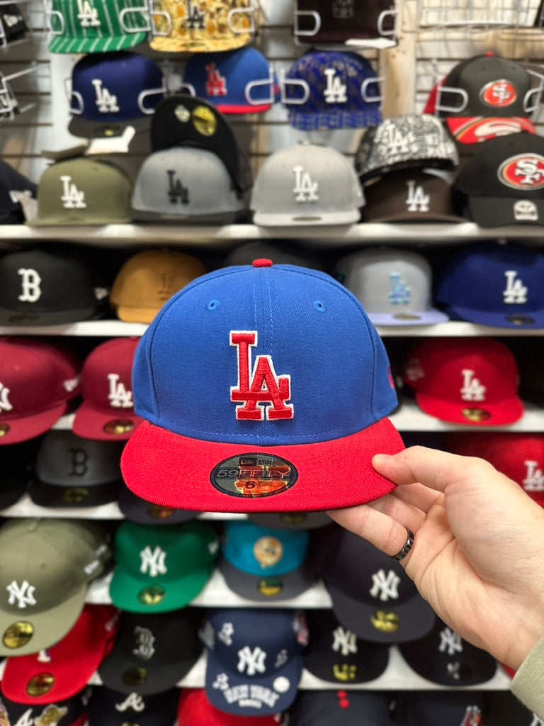 LA Dodgers MLB Vintage Superman | New Era 59FIFTY Fitted Cap | Blue/Red