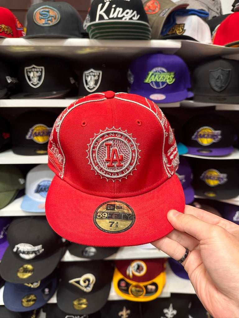 LA Dodgers MLB Vintage Fitted Hat | New Era 59FIFTY Sized Cap | Red