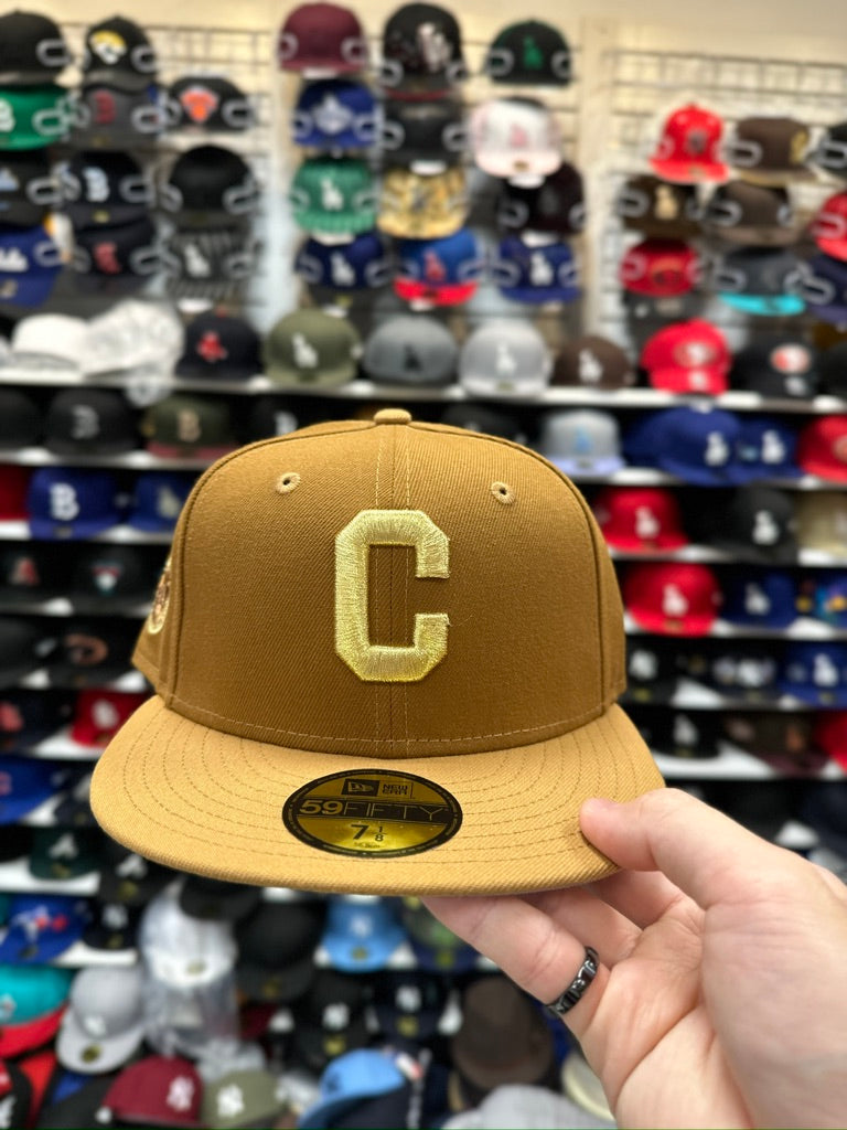 Chicago Cubs MLB Fitted Cap | New Era 59FIFTY Sized Cap | Tan/Gold