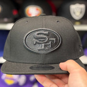 New Era San Francisco 49ers All Black 9FIFTY Adjustable Snapback Hat