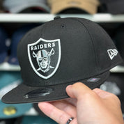 New Era Las Vegas Raiders Black 9FIFTY Adjustable Snapback Hat - Product Image