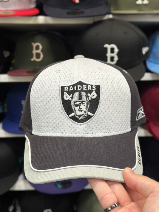 Oakland Raiders NFL Ball Cap | Vintage Reebok On Field | Silver/Black