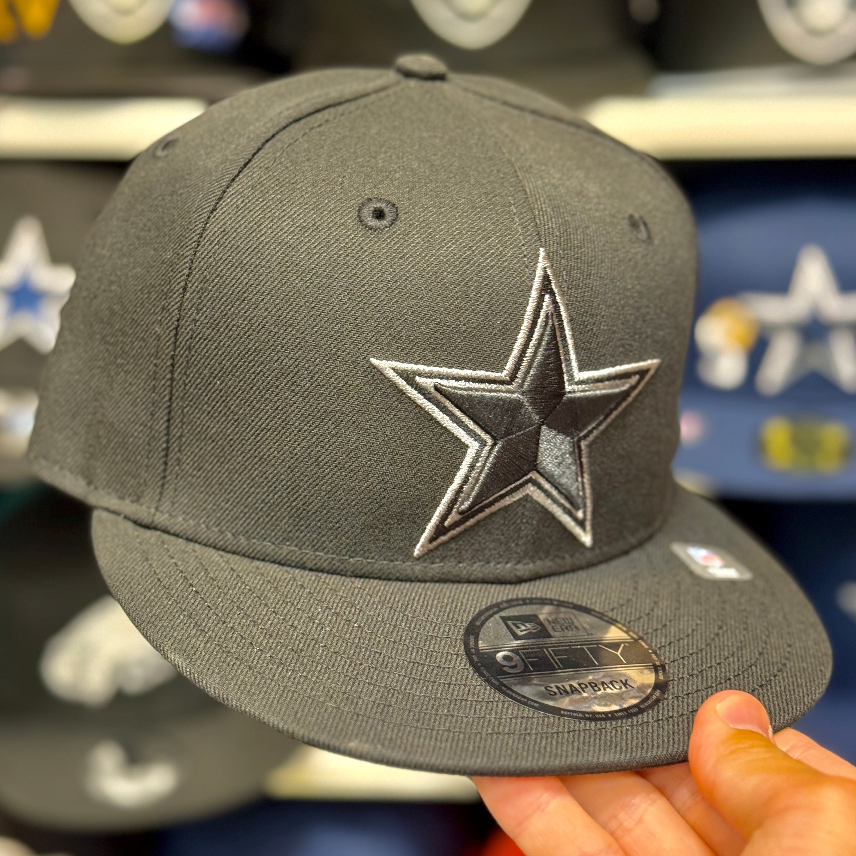 New Era Dallas Cowboys Black 9FIFTY Snapback - Product Image
