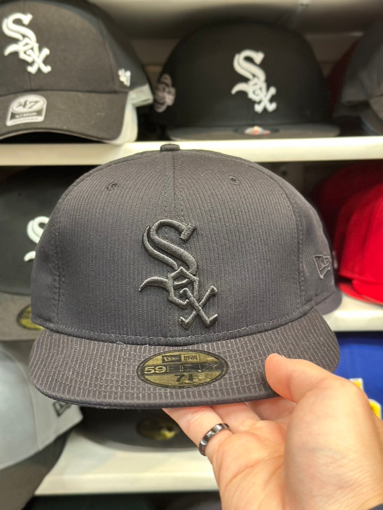 Chicago White Sox MLB Vintage Textured| New Era 59FIFTY Fitted Hat | 7 3/8