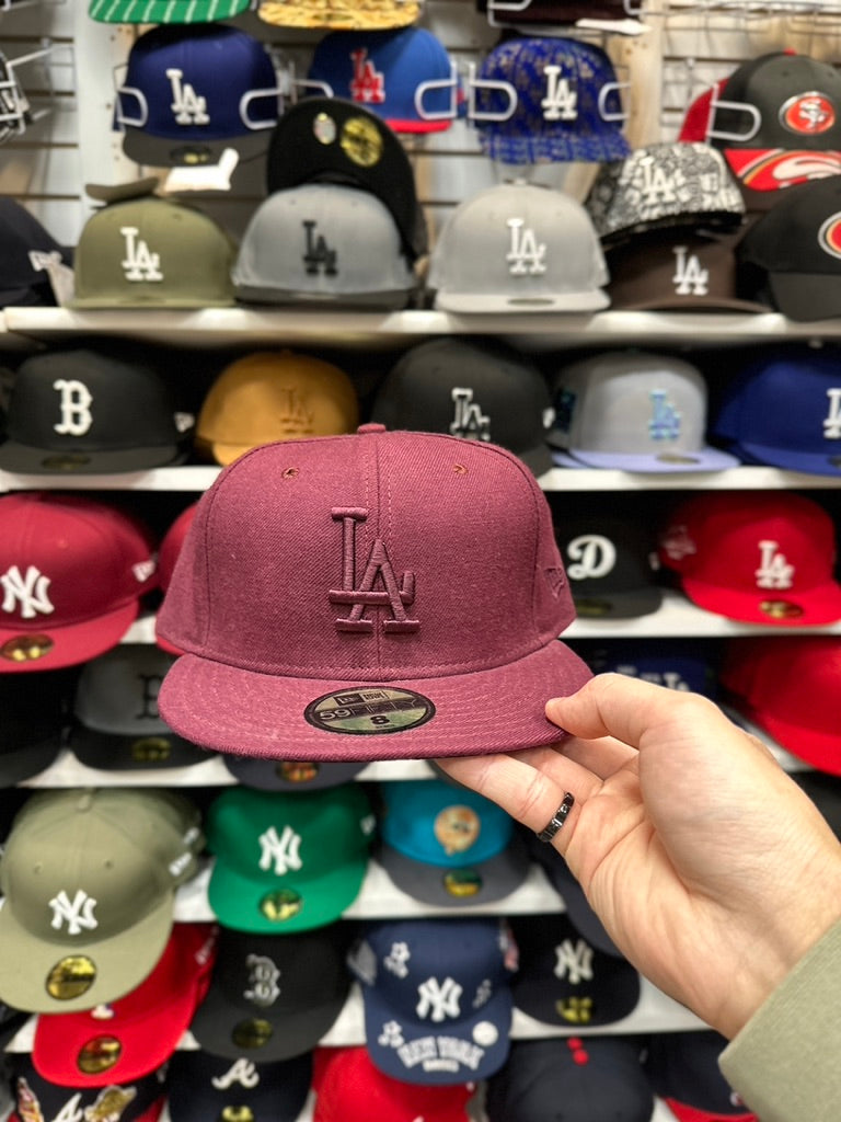 LA Dodgers MLB Vintage Fitted Cap | New Era 59FIFTY Sized Hat | Maroon