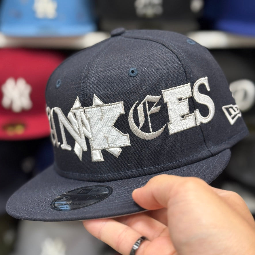 New Era New York Yankees 'Font Pack' Navy 9FIFTY Snapback - Product Image