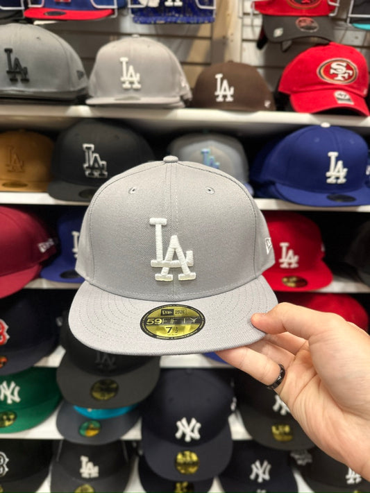 LA Dodgers MLB Fitted Hat | New Era 59FIFTY Sized Cap | Silver