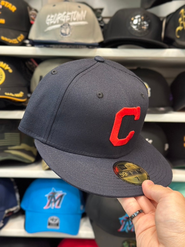 Cleveland Indians MLB Fitted Cap | New Era 59FIFTY Sized Cap | Navy