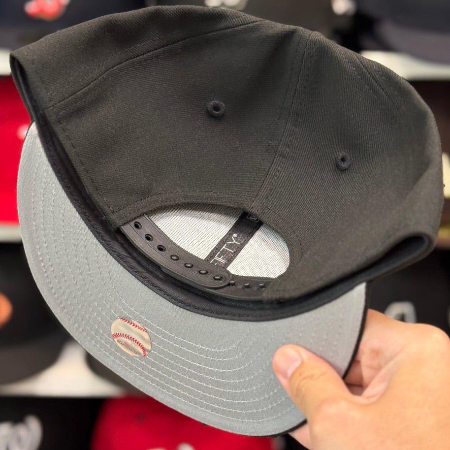 New Era Milwaukee Brewers Black 9FIFTY Snapback