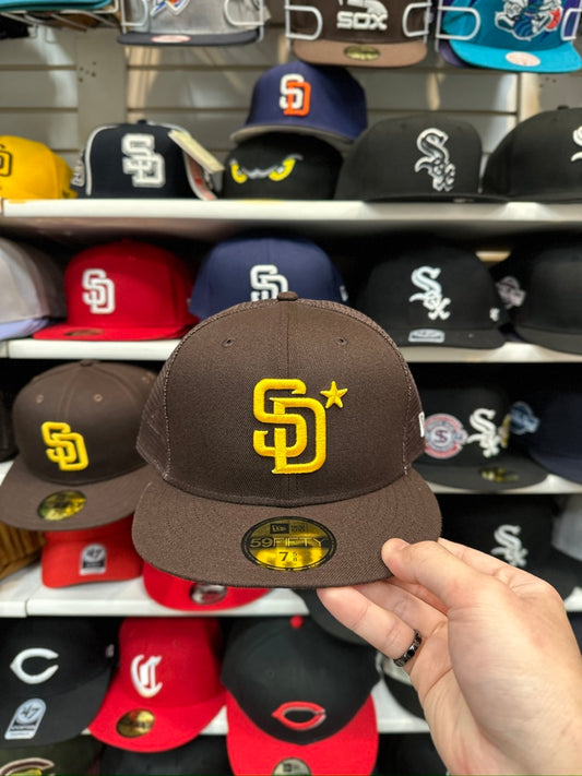 San Diego Padres MLB Star Patch Trucker | New Era 59FIFTY Fitted Cap | Brown