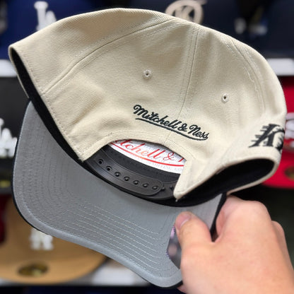 Los Angeles Kings Creme/Black A-Frame Mitchell & Ness Snapback - Product Image