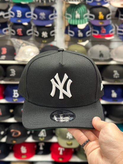 New York Yankees MLB A-Frame Cap | New Era 9FIFTY Adjustable Snapback | Black