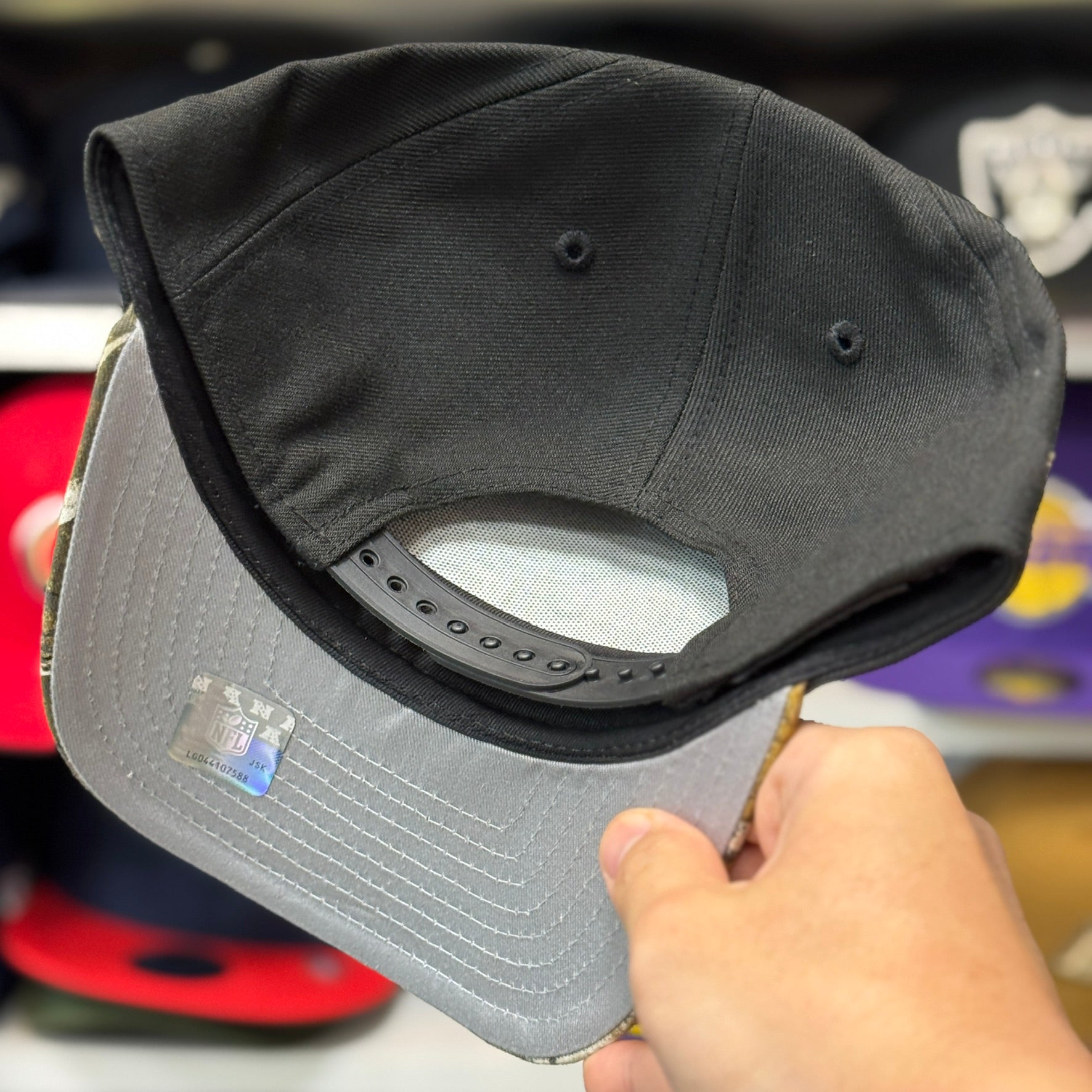 New Era San Francisco 49ers '60 Seasons' A-Frame Black/Realtree Camo 9FIFTY Snapback - Product Image