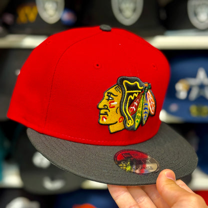 New Era Chicago Blackhawks Two-Tone 9FIFTY Snapback Red / Black