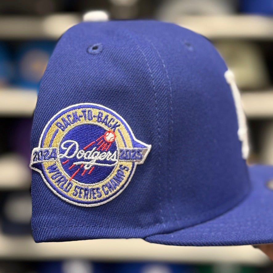 New Era Los Angeles Dodgers 'Back to Back World Series Champs' Blue 9FIFTY Snapback - Product Image