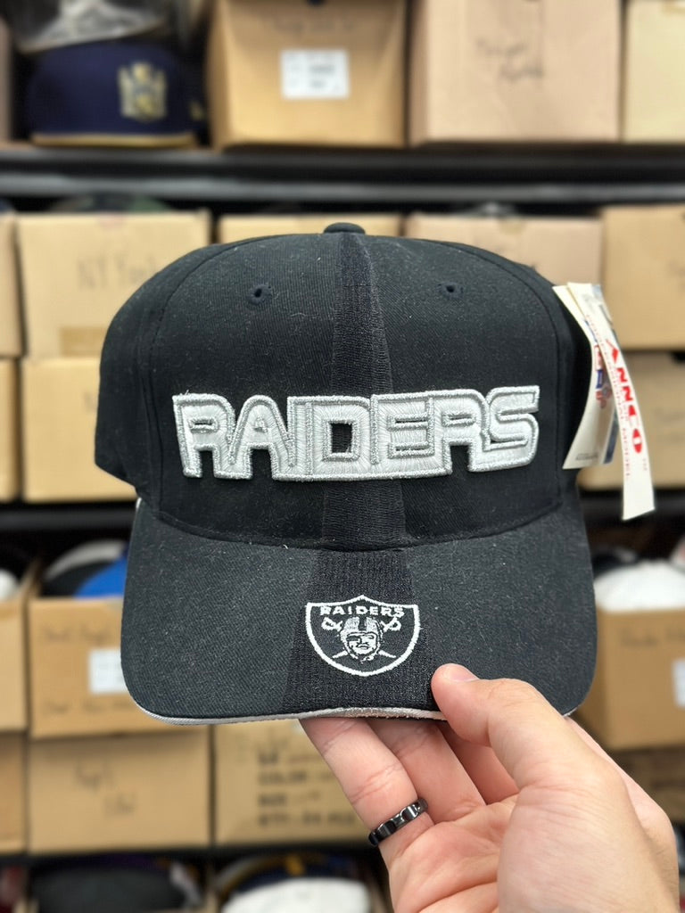 Oakland Raiders NFL Vintage Ball Cap | ANNCO Adjustable Velcro Strap | Black