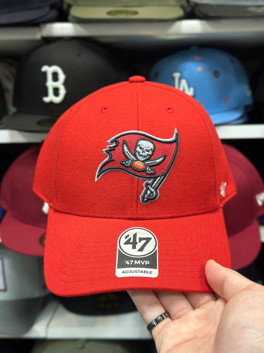 Tampa Bay Buccaneers NFL Dad Cap | '47 Brand Clean Up Adjustable Curve Hat | Red