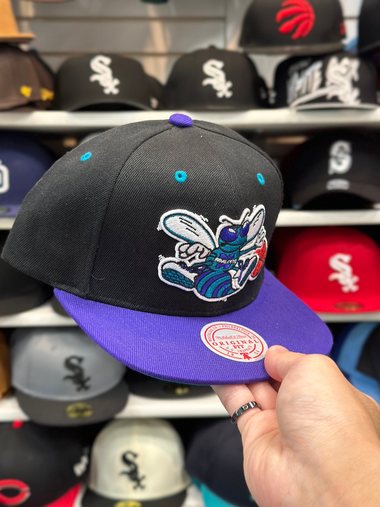 Charlotte Hornets NBA Snapback | Vintage Mitchell & Ness Original Fit Adjustable Cap | Black/Purple